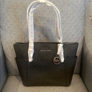 Michael Kors Black Tote Bag with zipper